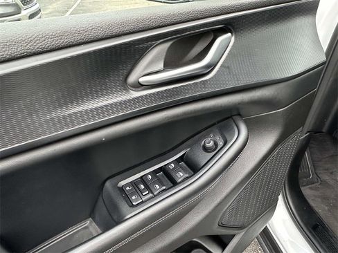 Certified 2023 Jeep Grand Cherokee L Laredo image 17