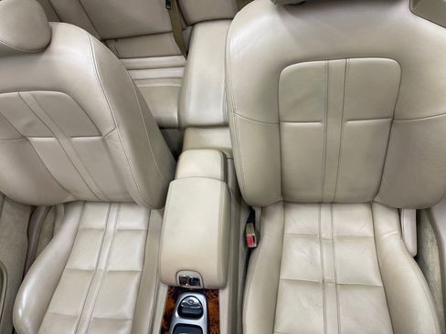 Used 2007 Jaguar XK Convertible image 28