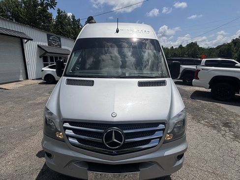 Used 2015 Mercedes-Benz Sprinter 3500 image 4