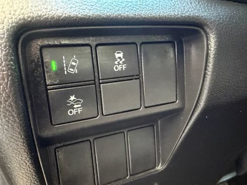 Used 2018 Honda CR-V EX image 24