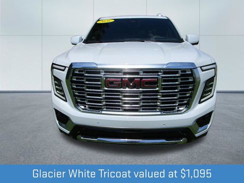New 2026 GMC Yukon XL Denali w/ Denali Reserve Package RWD image 5
