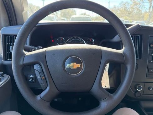 New 2026 Chevrolet Express 2500 Work Van 3D Cargo Van w/ Driver Convenience Package image 23