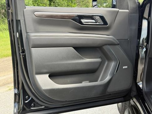 Certified 2025 Chevrolet Tahoe Premier RWD image 21