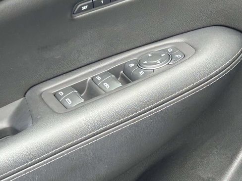 Used 2020 Cadillac XT5 Sportv w/ LPO, Floor Liner Package AWD/4WD image 16
