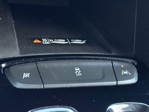 Used 2022 Chevrolet Bolt EUV Premier w/ Super Cruise Package image 30