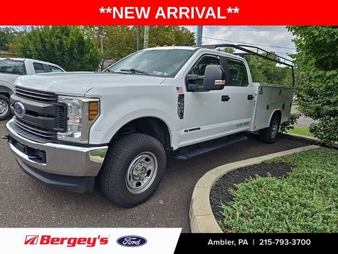 Used 2019 Ford F350 XL w/ Power Equipment Group AWD/4WD image 1