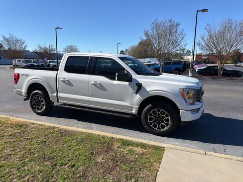 Used 2022 Ford F150 XLT w/ Equipment Group 302A High image 14