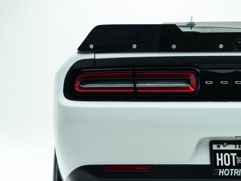 Used 2019 Dodge Challenger R/T Scat Pack w/ Shaker Package image 17