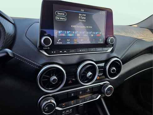 Used 2024 Nissan Sentra SV image 17