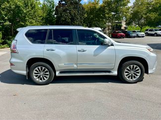Used 2015 Lexus GX 460 Luxury w/ Preferred Accessory Package AWD/4WD video 4
