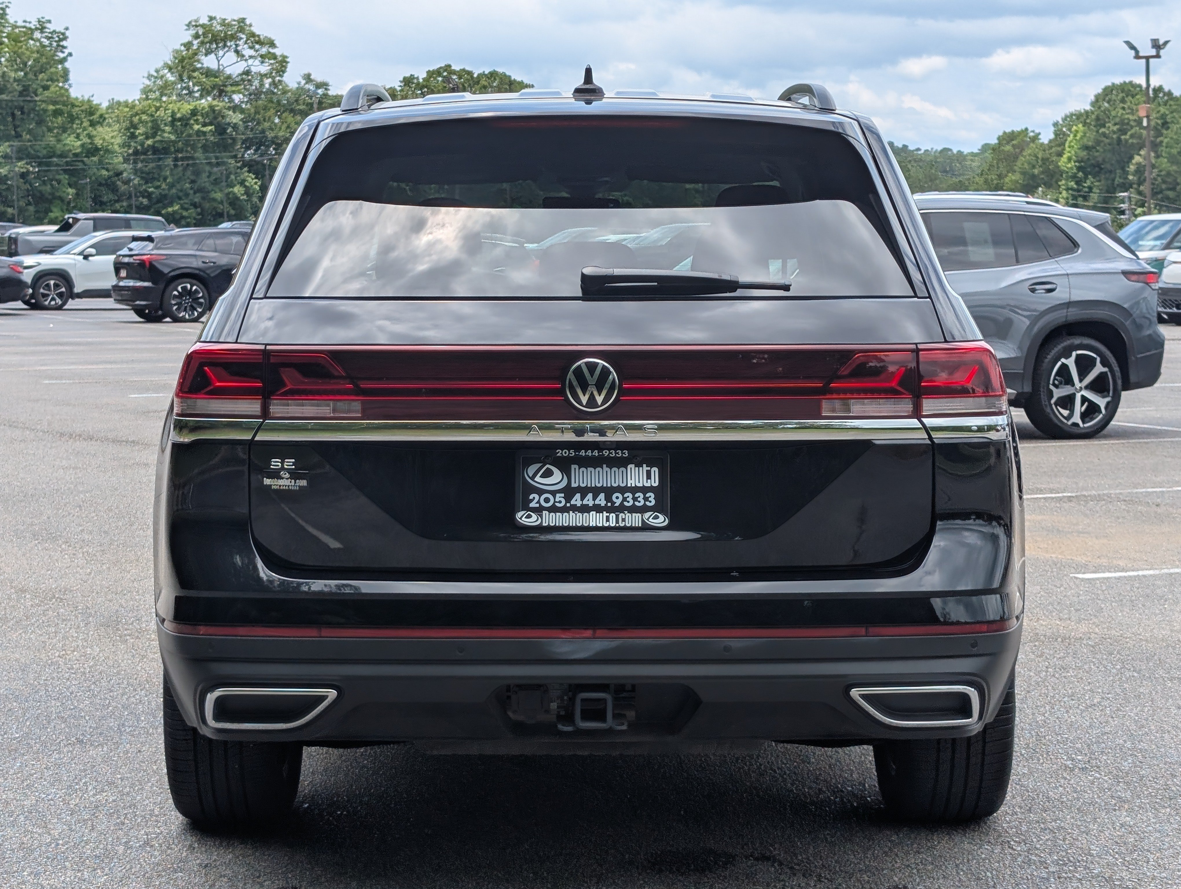Used 2026 Volkswagen Atlas SE w/ Panoramic Sunroof Package FWD image 8
