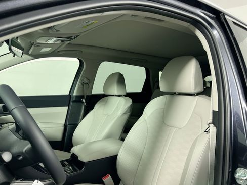 New 2026 Kia Sorento S w/ S Panoramic Sunroof Package FWD image 12