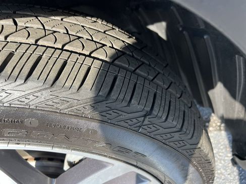 Used 2017 Honda Pilot Elite image 12