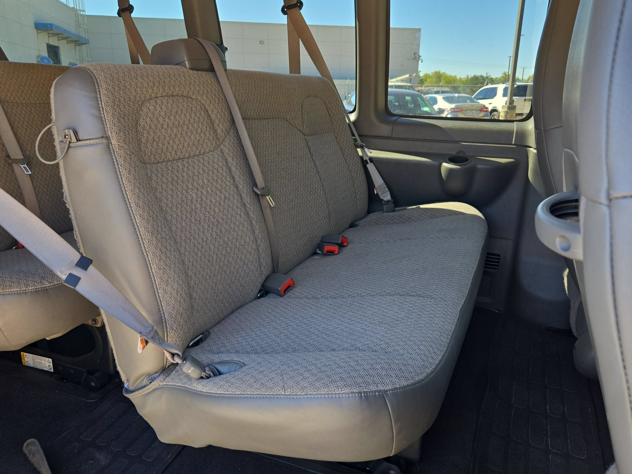 Used 2025 Chevrolet Express 3500 LT w/ LT Preferred Equipment Group RWD image 14