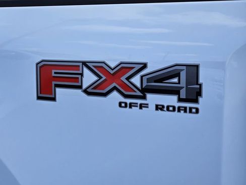New 2026 Ford F250 Lariat w/ FX4 Off-Road Package image 11
