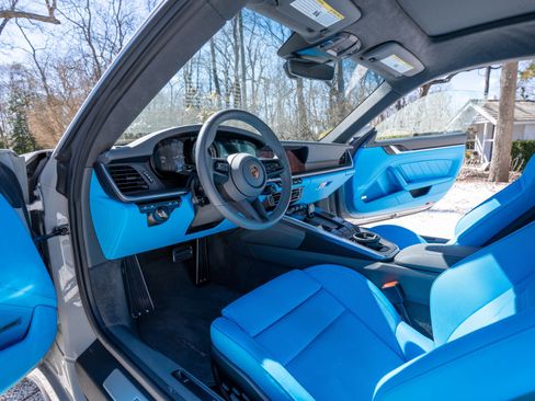 Used 2024 Porsche 911 Turbo S image 2