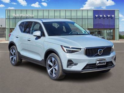 New 2025 Volvo XC40 B5 Plus w/ Protection Package Premier