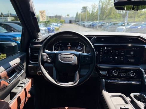 Used 2025 GMC Sierra 2500 Denali Ultimate AWD/4WD image 24