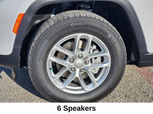 New 2026 Jeep Grand Cherokee Laredo X RWD image 10