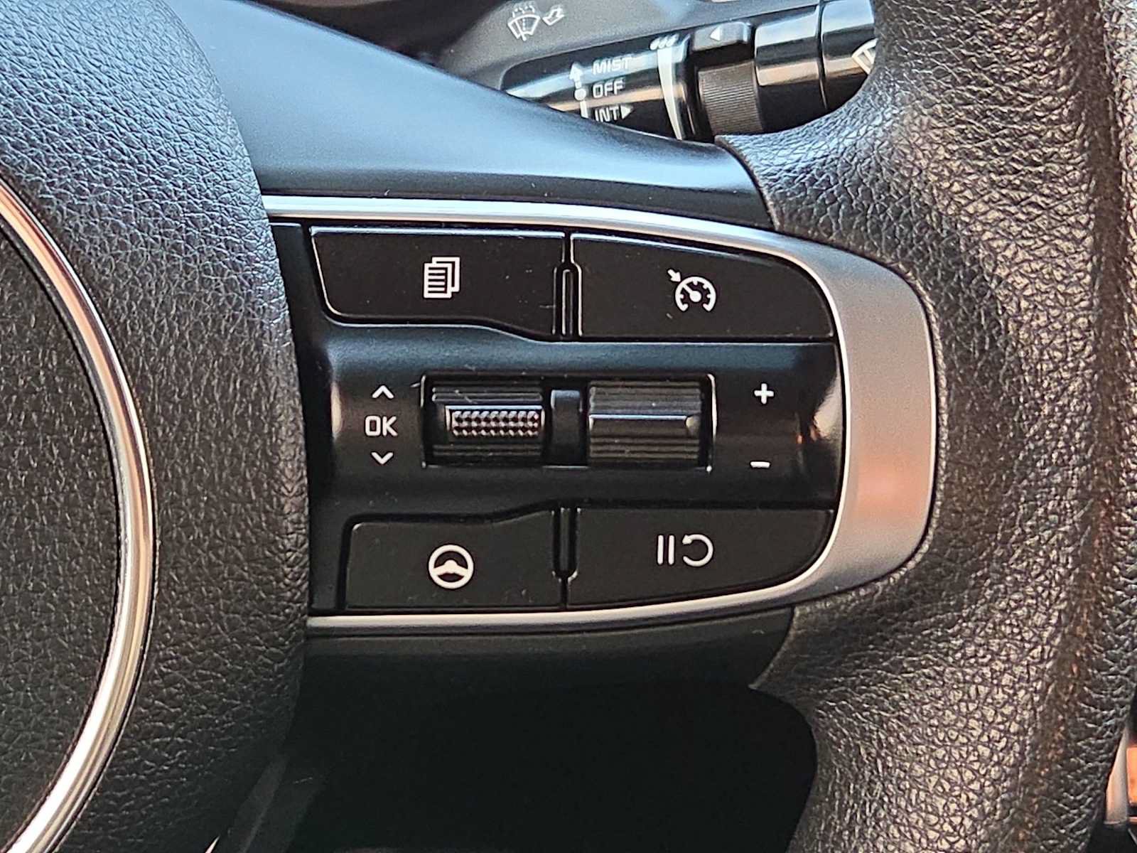 Used 2021 Kia K5 LXS AWD/4WD image 23