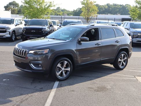 Used 2020 Jeep Cherokee Limited FWD image 5