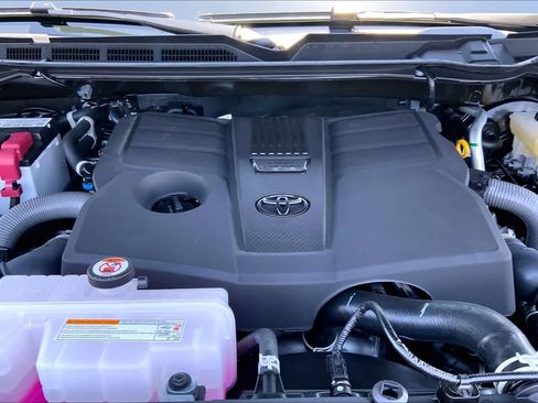 New 2026 Toyota Tundra SR5 AWD/4WD image 15