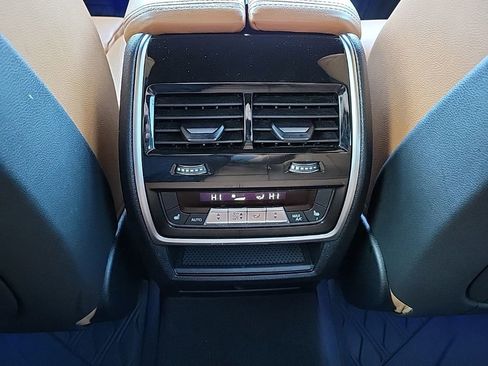 Used 2022 BMW X5 xDrive40i w/ M Sport Package image 23