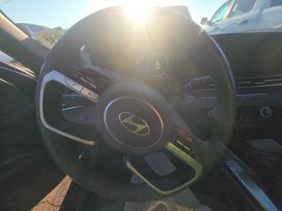 Used 2024 Hyundai Elantra SEL FWD image 10