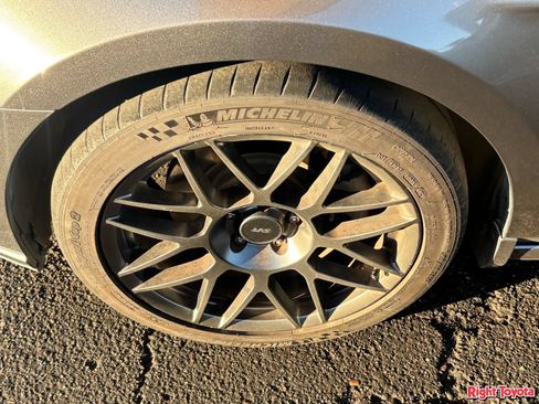Used 2013 Ford Mustang GT Premium RWD image 7