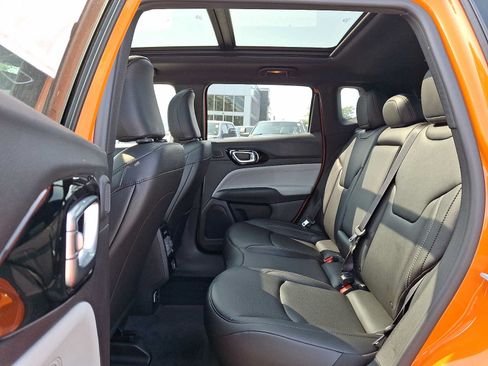 New 2026 Jeep Compass Limited w/ Sun, Sound & Navigation Group AWD/4WD image 6