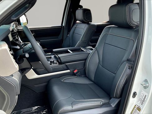 New 2026 Toyota Tundra SR5 AWD/4WD image 16