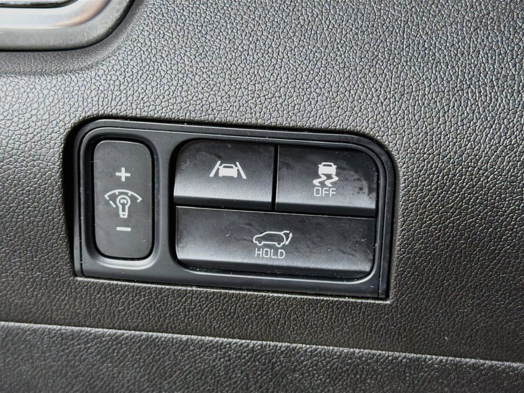 Used 2023 Kia Sorento SX AWD/4WD image 14