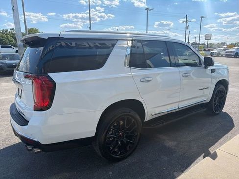 Used 2024 GMC Yukon Denali AWD/4WD image 5