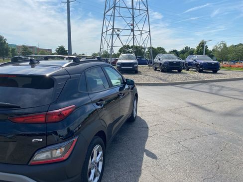 Used 2023 Hyundai Kona SEL AWD/4WD image 13