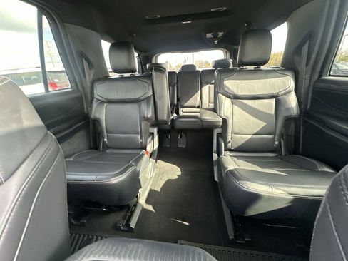 Used 2025 Ford Expedition Max Platinum w/ Stealth Performance Package image 13