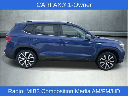 Used 2022 Volkswagen Taos SE w/ IQ.Drive SE Package image 5