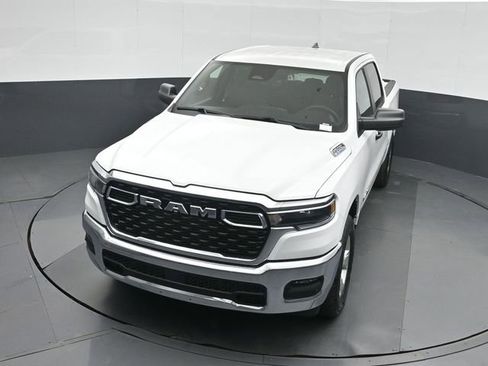 New 2026 RAM 1500 4x4 Crew Cab image 39