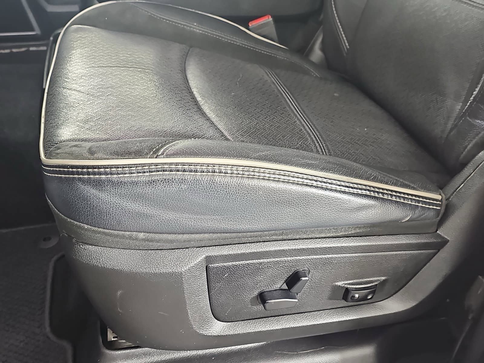 Used 2019 RAM 2500 Laramie AWD/4WD image 20