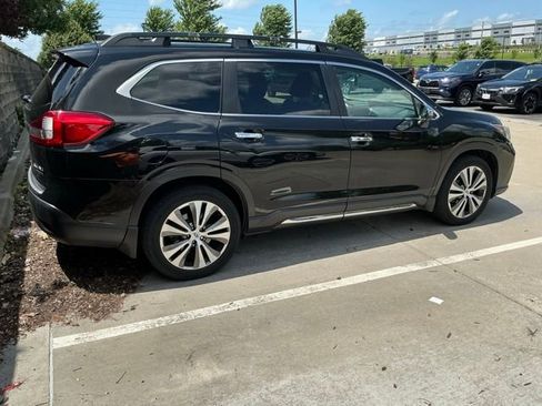 Used 2019 Subaru Ascent Touring w/ Popular Package #3 AWD/4WD image 5