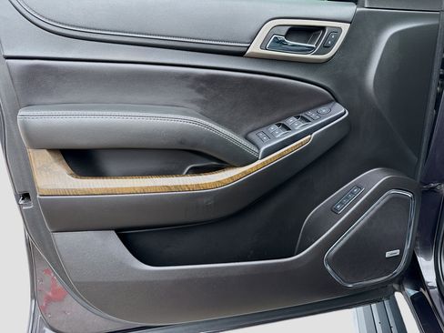 Used 2018 GMC Yukon Denali w/ Denali Ultimate Package image 24