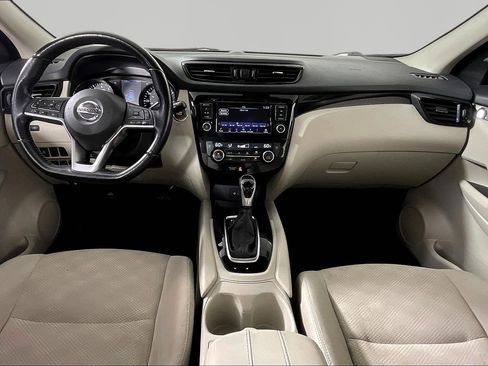 Used 2021 Nissan Rogue Sport SV AWD/4WD image 7