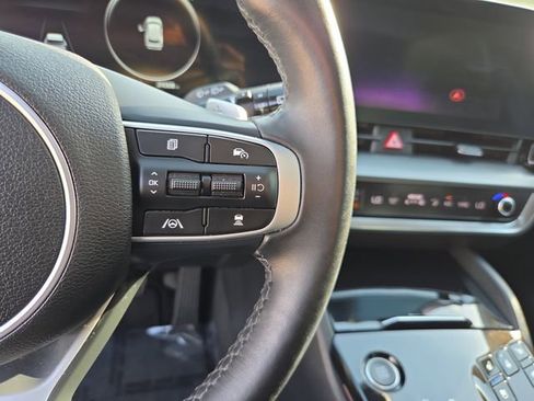 Used 2024 Kia Sportage SX Prestige image 25