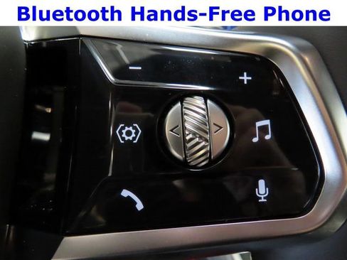 Used 2025 BMW 740i image 23