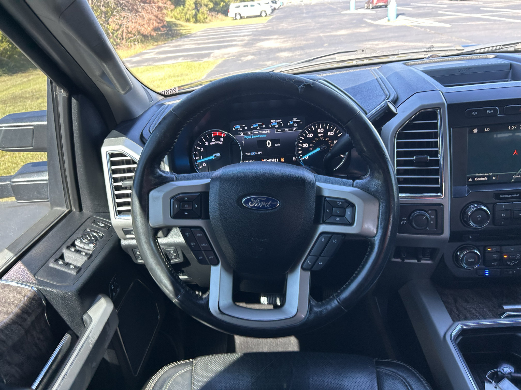 Used 2017 Ford F250 Lariat w/ Lariat Ultimate Package AWD/4WD image 14