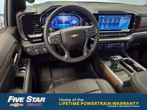 New 2026 Chevrolet Silverado 1500 High Country w/ High Country Premium Package AWD/4WD image 13
