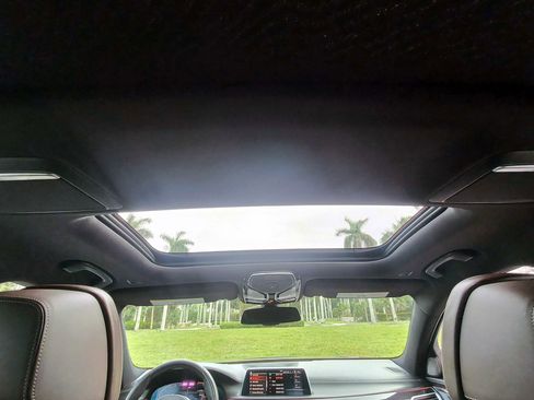 Used 2020 BMW 750i xDrive w/ Executive Package image 9