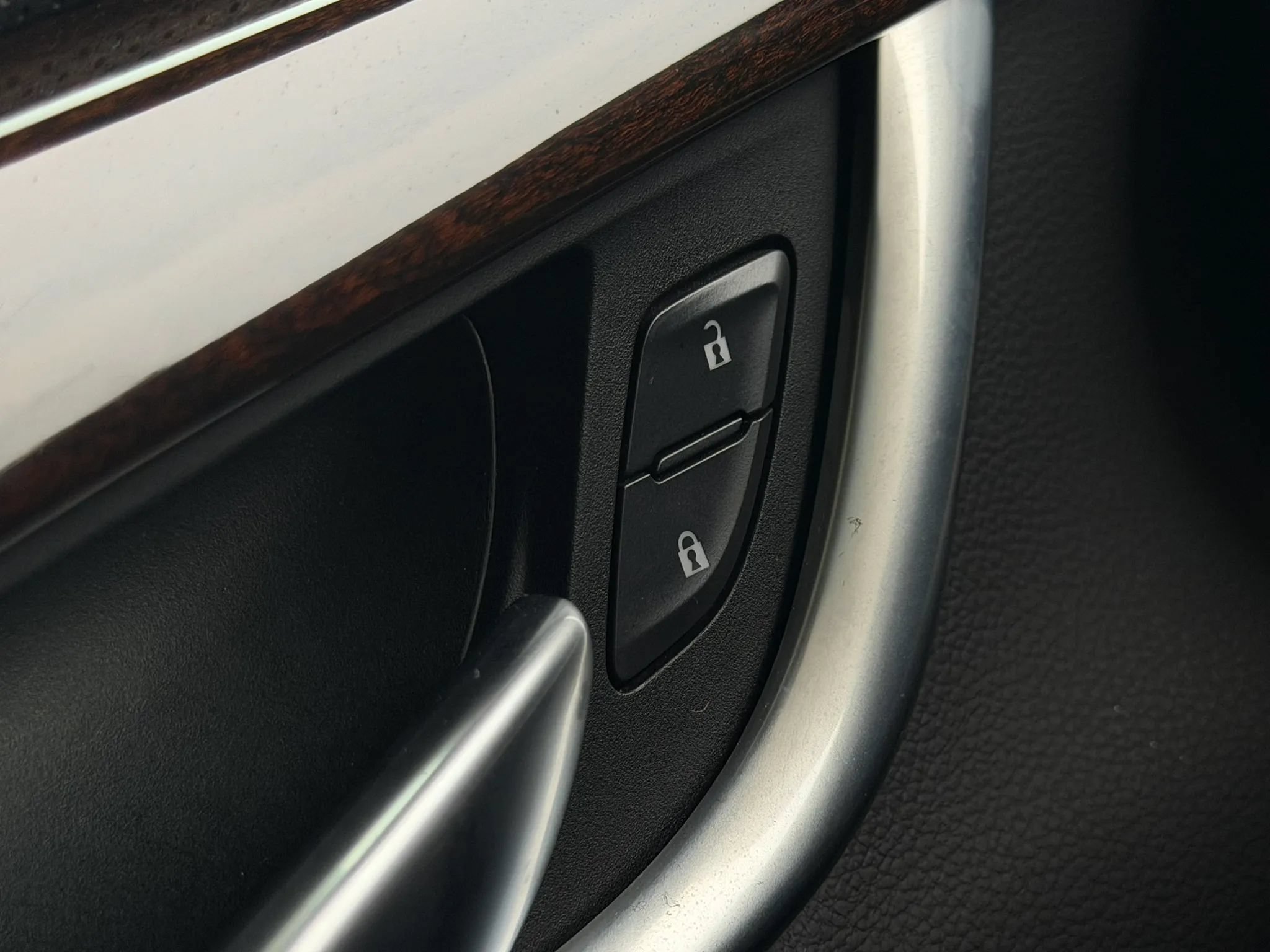 Used 2017 Cadillac XTS Luxury FWD image 42