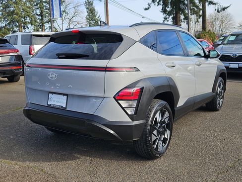 Used 2024 Hyundai Kona SEL image 5