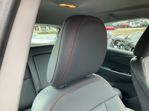 Used 2017 Chevrolet Bolt Premier FWD image 65