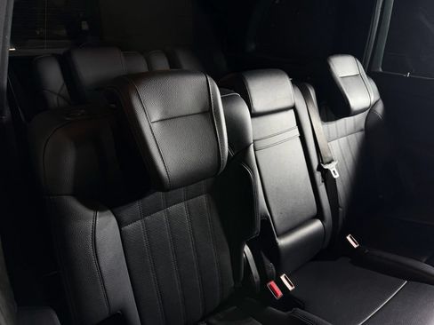 Used 2019 Mercedes-Benz GLS 450 4MATIC image 23
